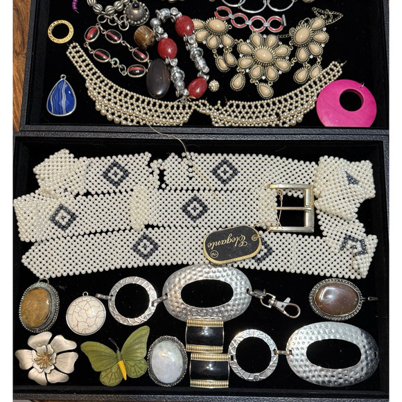 2.5 lb Vintage Broken Jewelry Lot Craft Repair Beads Stones India Metal - Picture 2 of 16